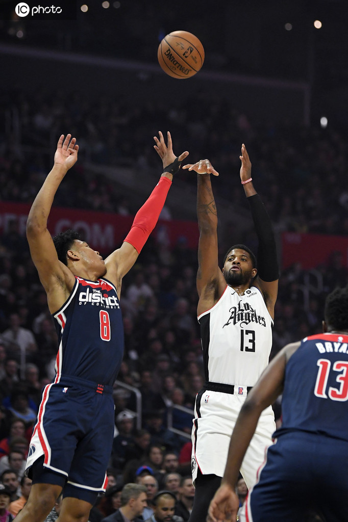 包含清晨法国杯传出新动向，广东宏远状态回暖，管理层表态：悬念犹存，阵容厚度经受考验的词条-爱游戏娱乐体育